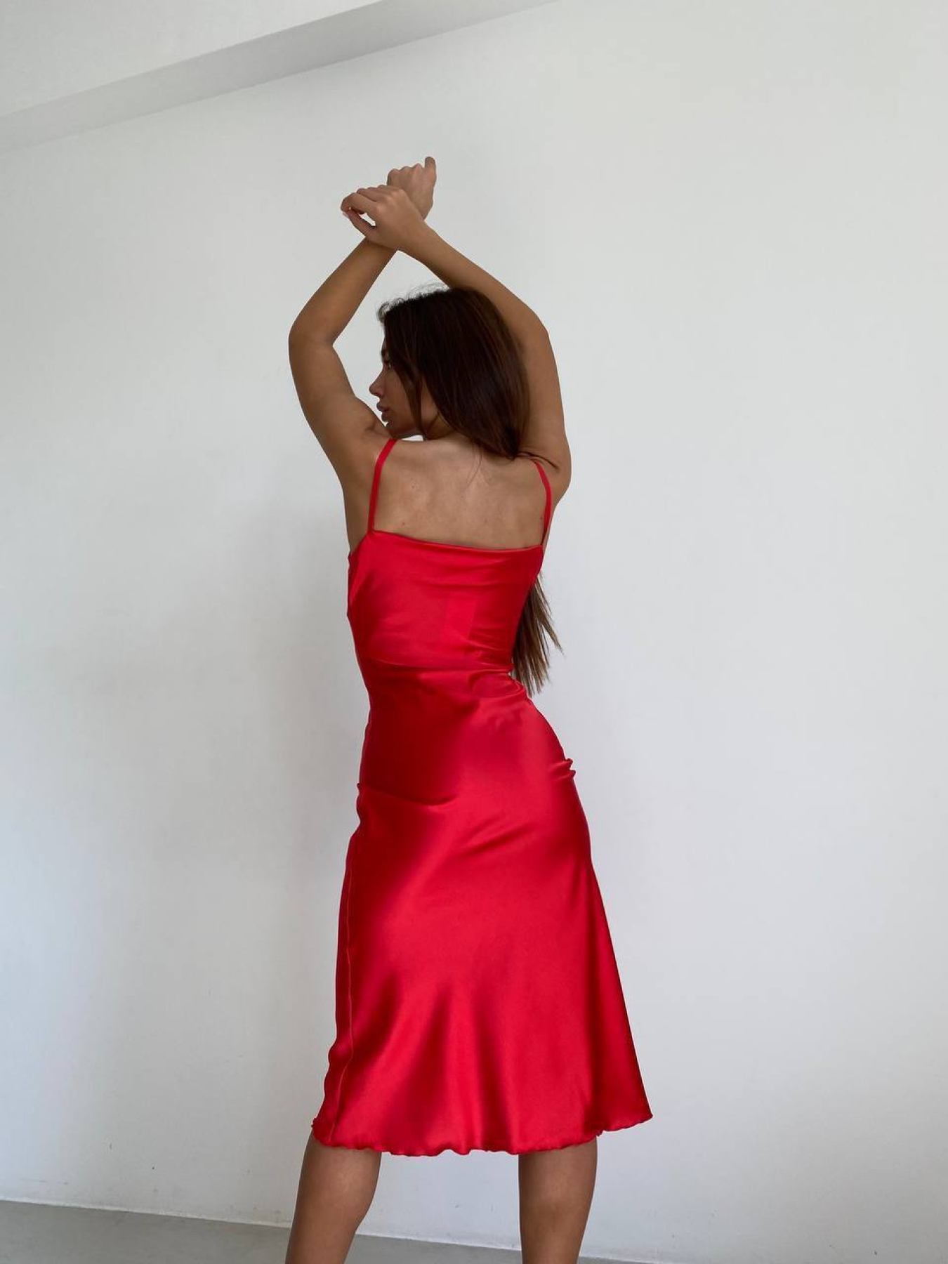 Платья Uaclothes модель like14389-krasnj Фото