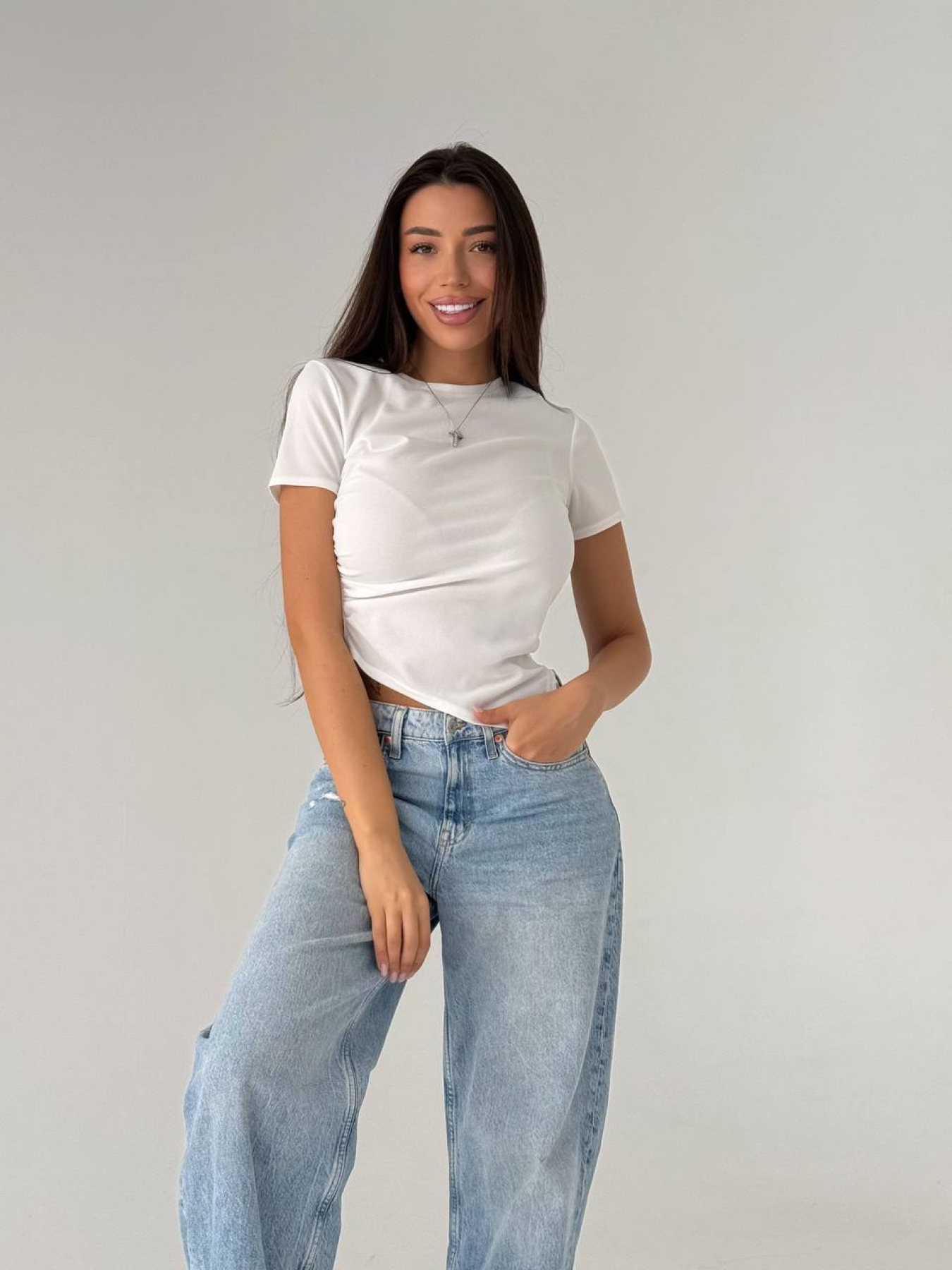 Жіноча літня футболка асиметричного крою, Білий Uaclothes (like14033) модель like14033-belj Фото