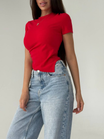 Жіноча літня футболка асиметричного крою, Червоний Uaclothes (like14033) модель like14033-krasnj Жіноча літня футболка асиметричного крою, Червоний Uaclothes (like14033) модель like14033-krasnj Фото