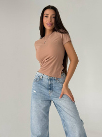 Жіноча літня футболка асиметричного крою, Капучино Uaclothes (like14033) модель like14033-kofejnij Фото