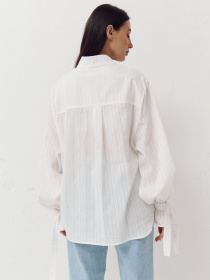 Біла бавовняна оверсайз сорочка з об'ємними рукавами Aura модель 409 Фото