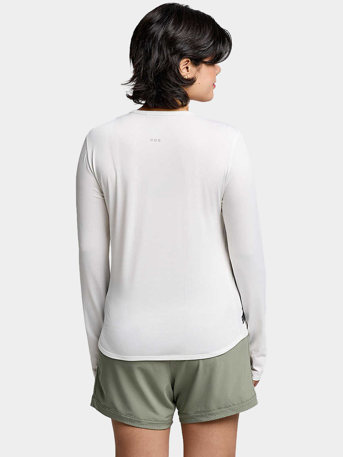 Женский лонгслив Saucony STOPWATCH LONG SLEEVE модель SAW800486-WH Фото