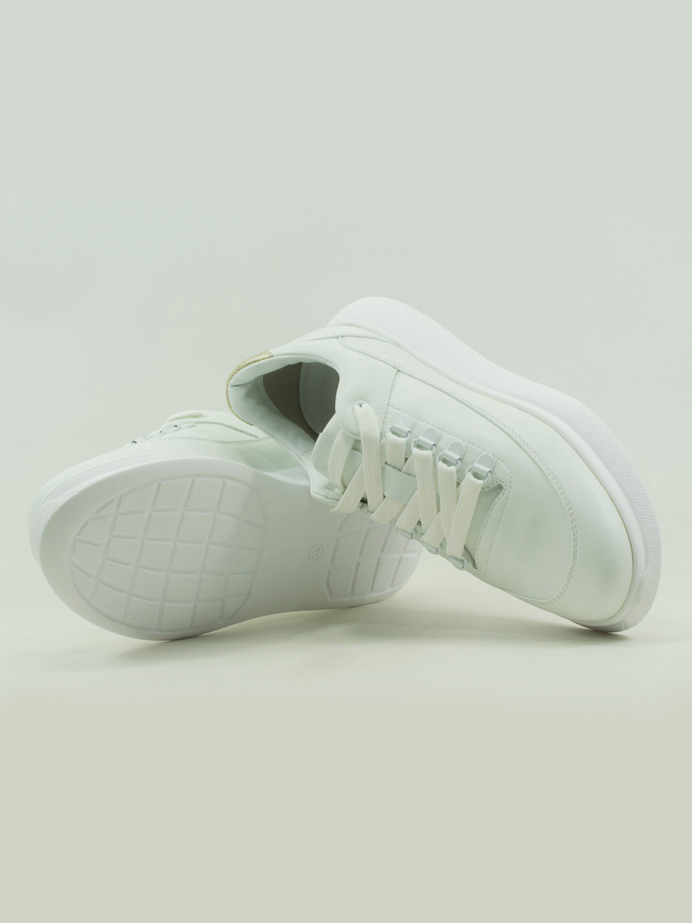 Кроссовки повседневные VILANSI модель V1012-46 WHT Фото