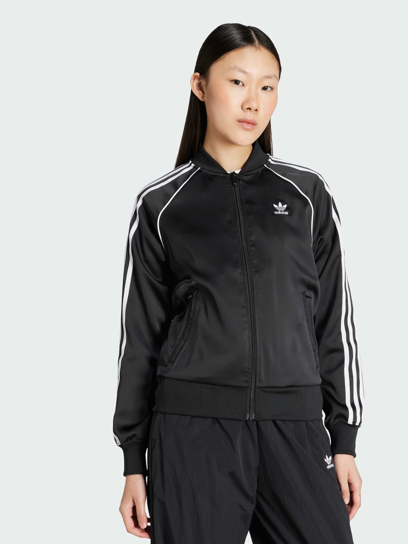 Олімпійка SST Adicolor Satin модель JZ6733 Олімпійка SST Adicolor Satin модель JZ6733 Фото