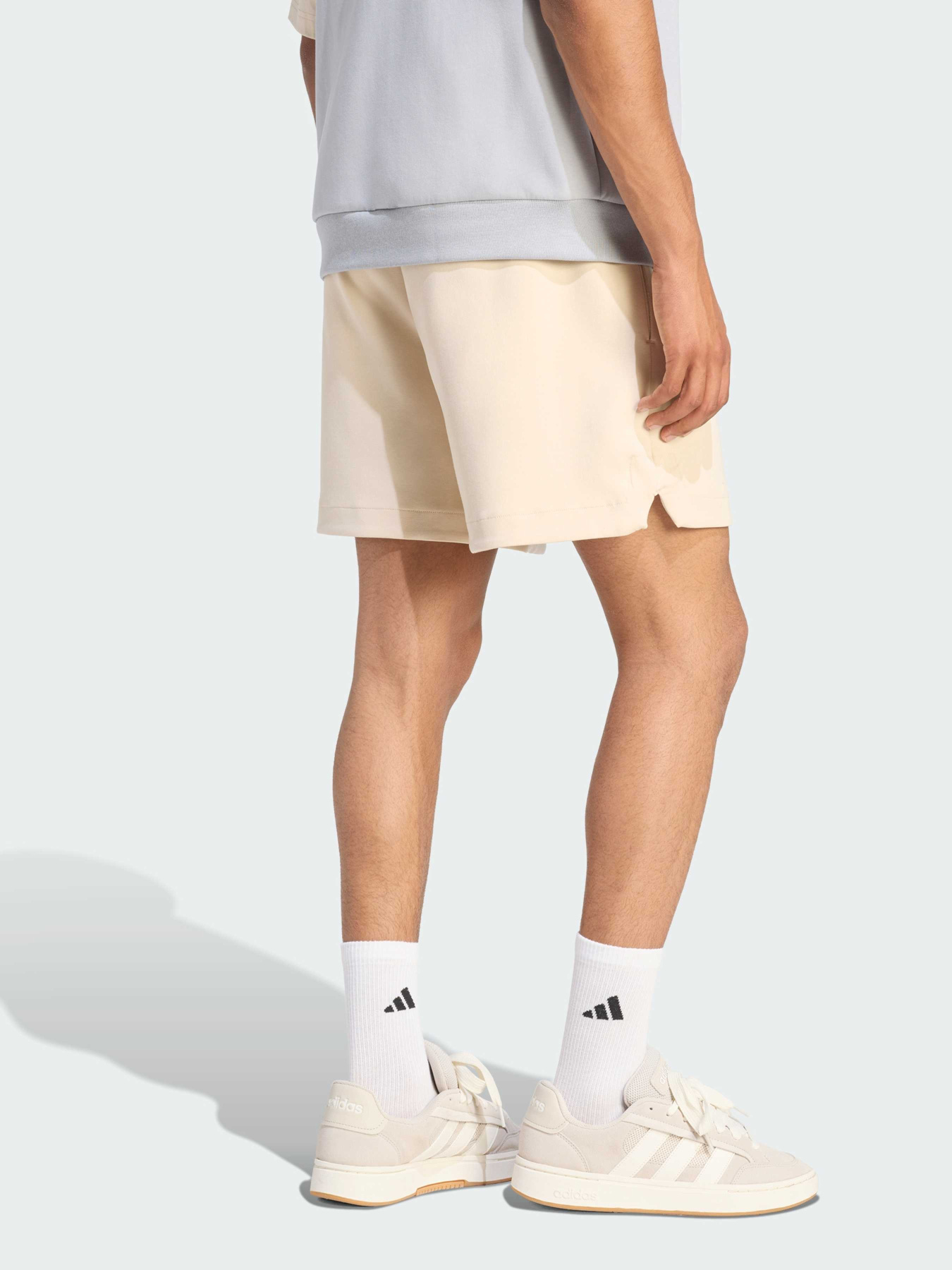 Повсякденні шорти Adidas модель KF8580 Фото