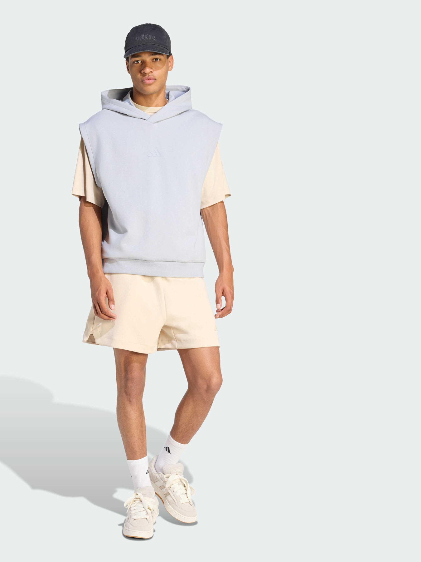 Повсякденні шорти Adidas модель KF8580 Фото