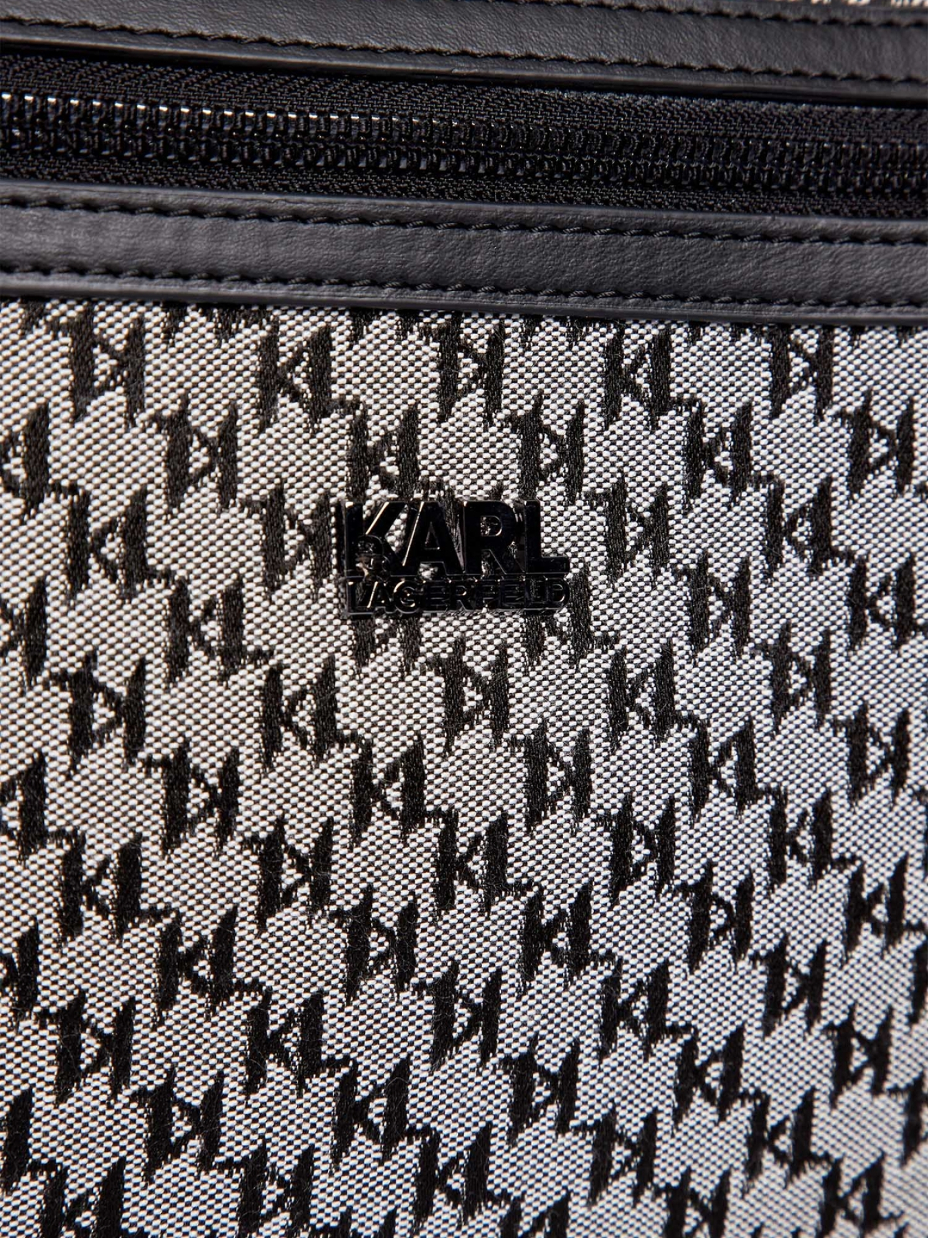 Рюкзаки Karl Lagerfeld модель 532115.805908;990 Фото