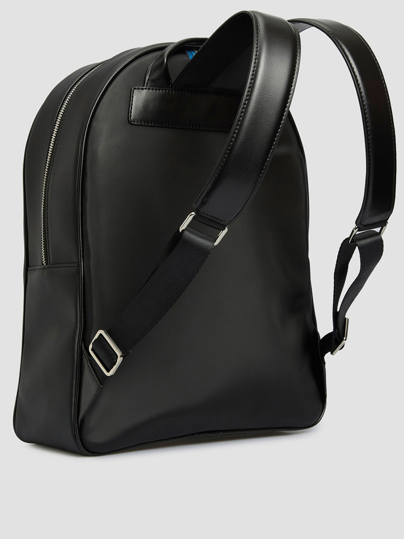 Рюкзаки Karl Lagerfeld модель 543113.805908;990 Фото