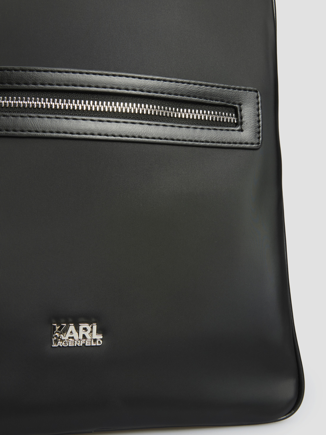 Рюкзаки Karl Lagerfeld модель 543113.805908;990 Фото