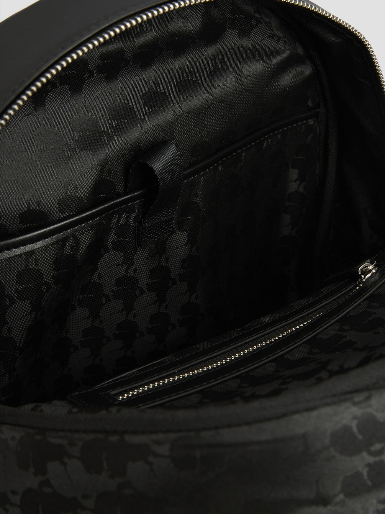 Рюкзаки Karl Lagerfeld модель 543113.805908;990 Фото