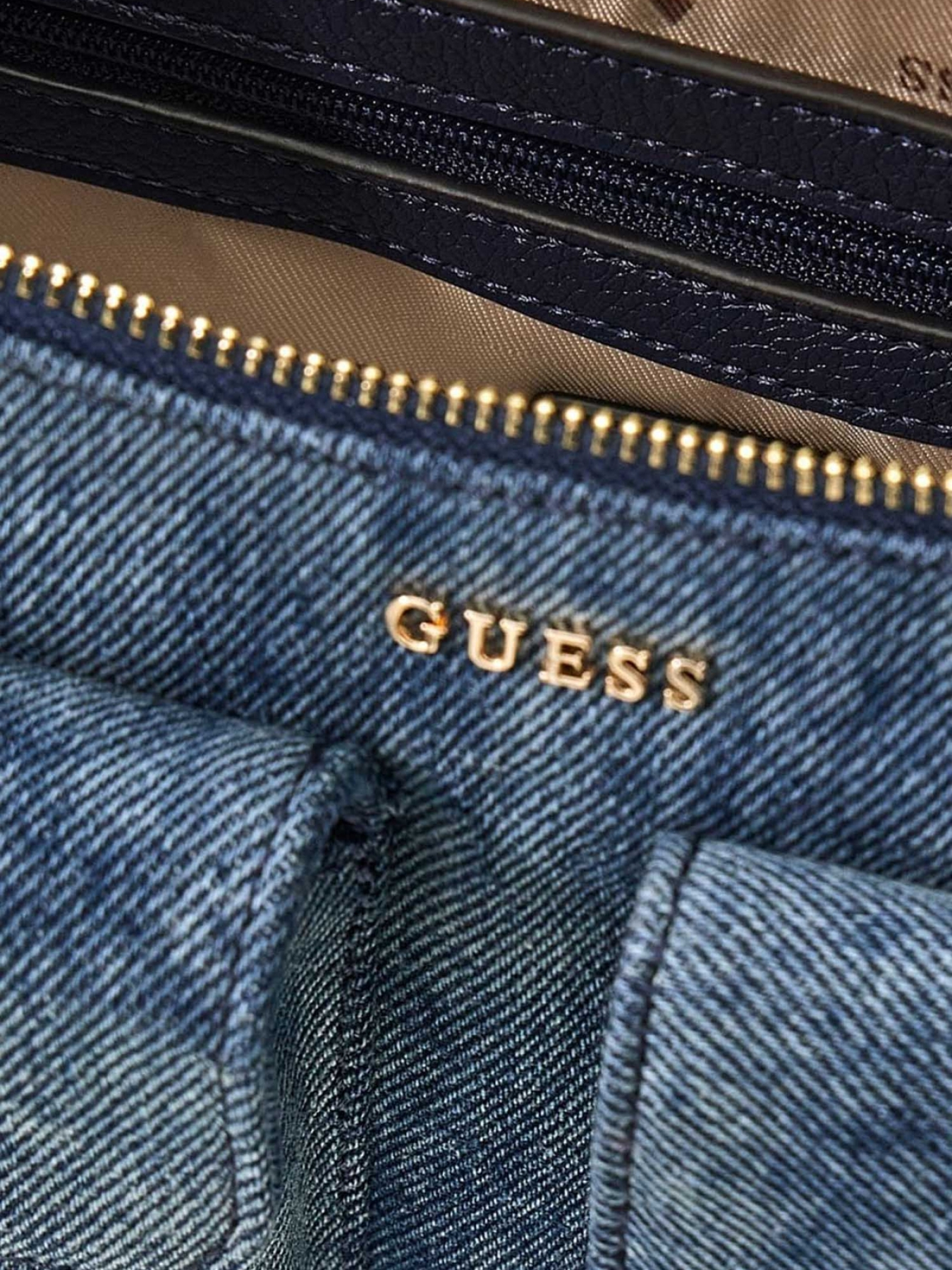 Сумки GUESS модель HWDG99.30170;DEN Фото