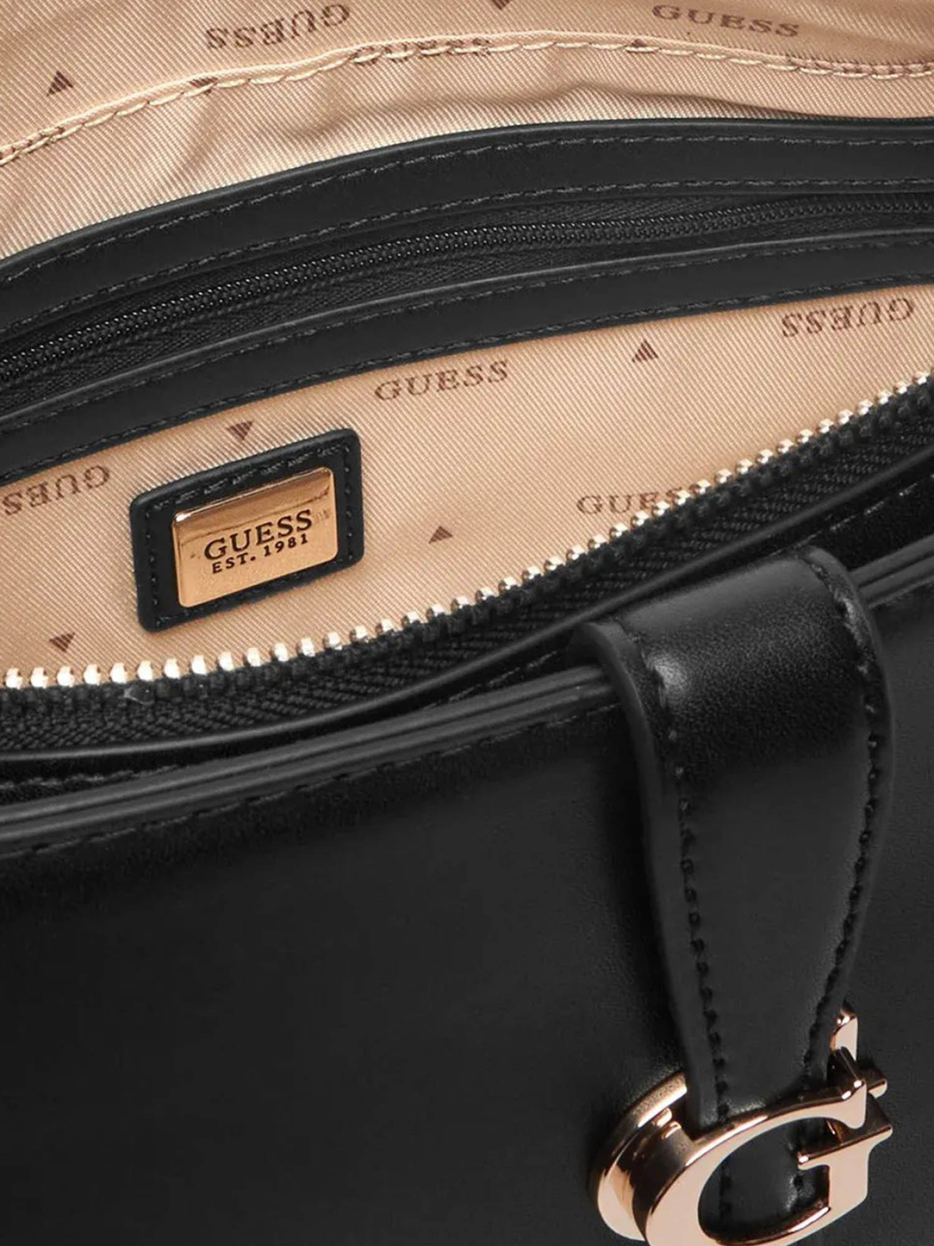Сумки GUESS модель HWVG98.96080;BLA Фото
