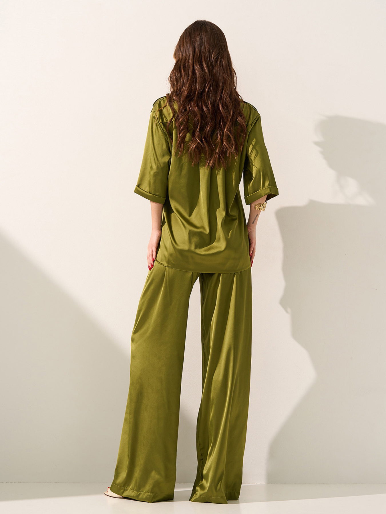 Костюмы ISSA Plus модель 14100_оливковый Фото