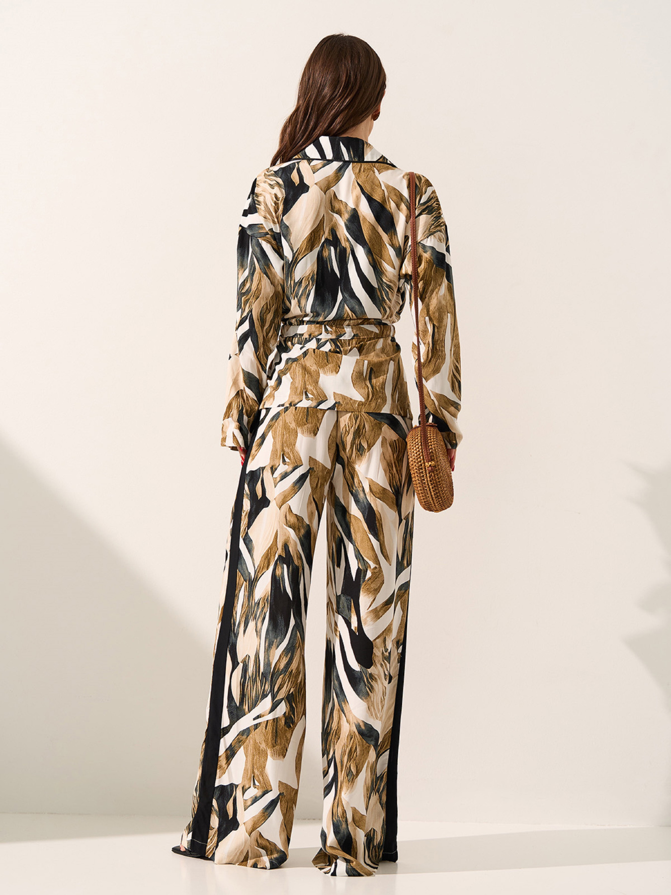 Костюми ISSA Plus модель 15590_мультиколор Фото