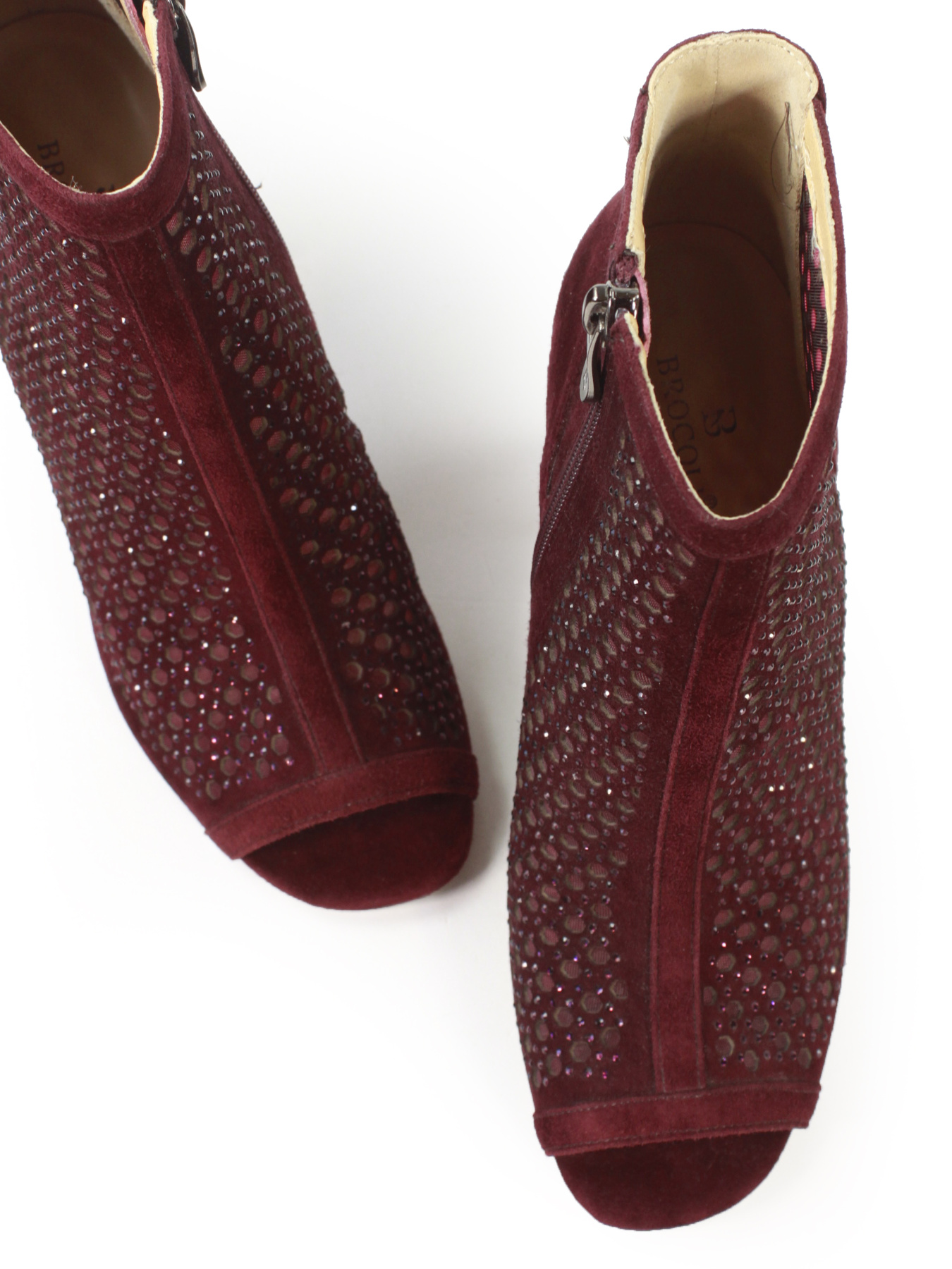 Нарядные ботильоны из натуральной замши со стразами на каблуке модель 7665-E1-H742 Нарядные ботильоны из натуральной замши со стразами на каблуке модель 7665-E1-H742 Фото