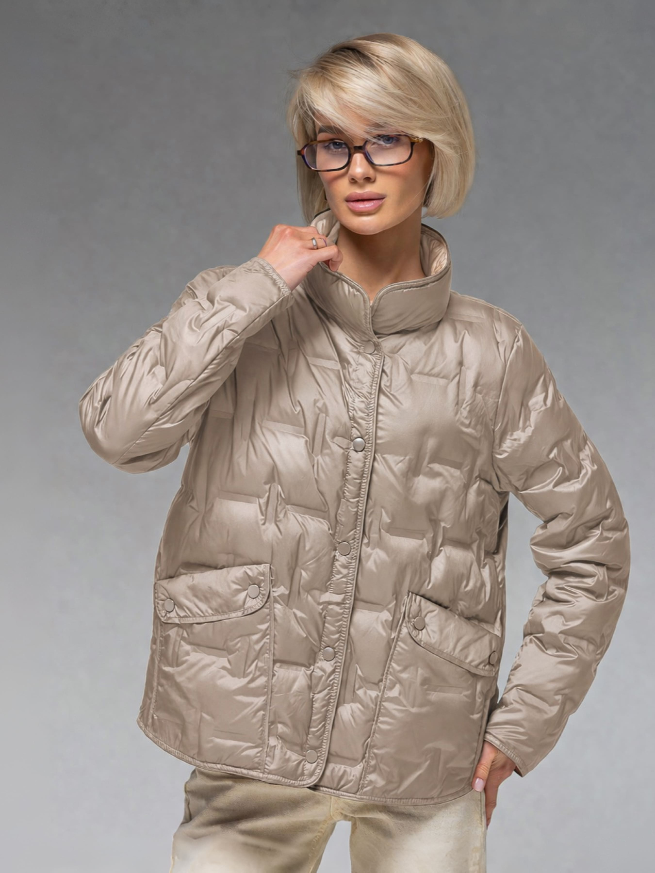 Женская демисезонная куртка ультралегкая весна-осень Viva Wear модель 88102 модель 88102-beige-milk Фото