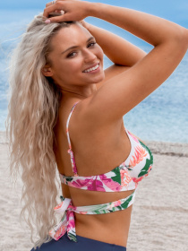 Верх купальника Cupshe модель 80222 Верх купальника Cupshe модель 80222 Фото