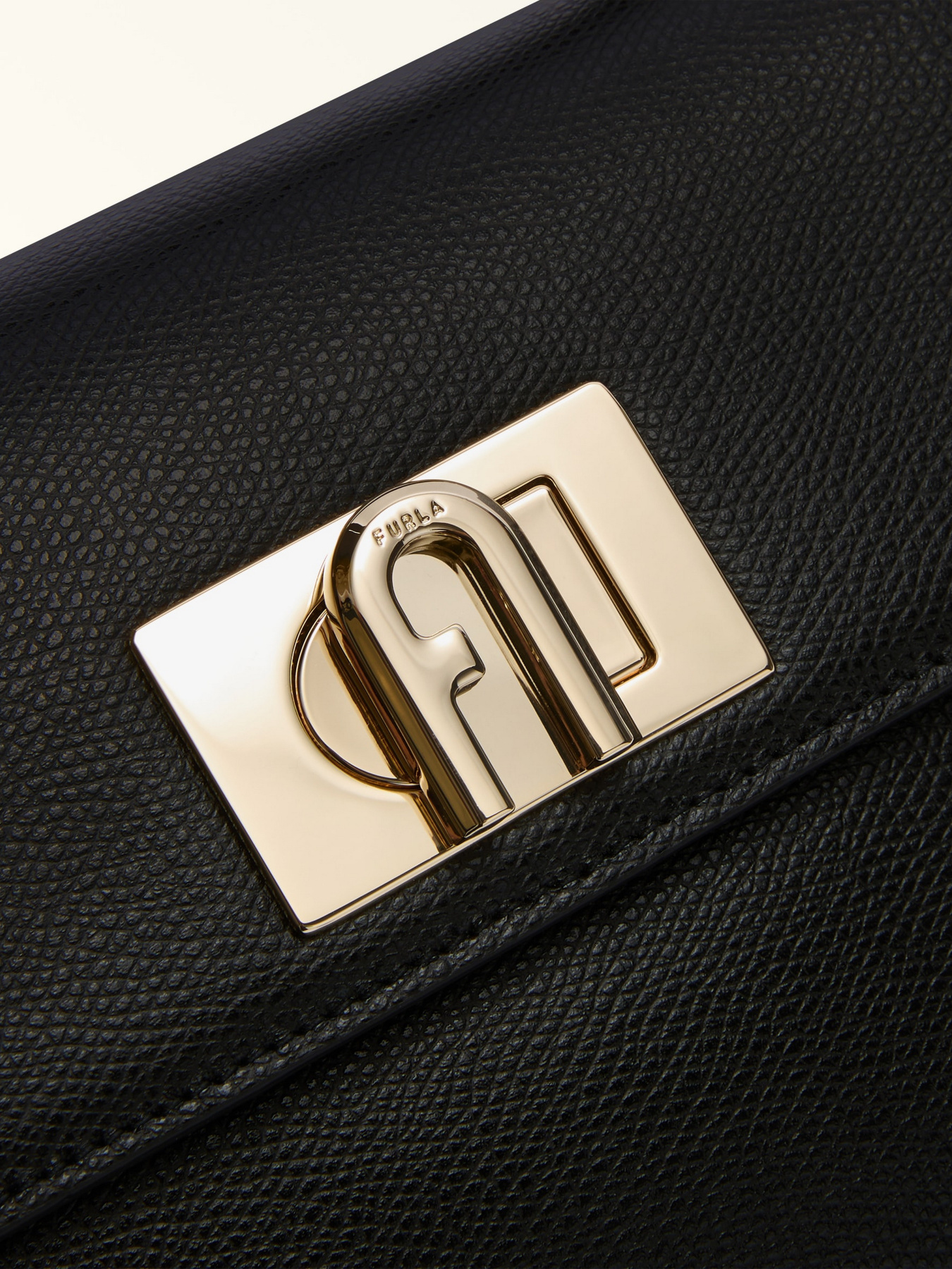 Сумка FURLA 1927 MINI TOP HANDLE модель WB00109ARE000O60009161 Сумка FURLA 1927 MINI TOP HANDLE модель WB00109ARE000O60009161 Фото