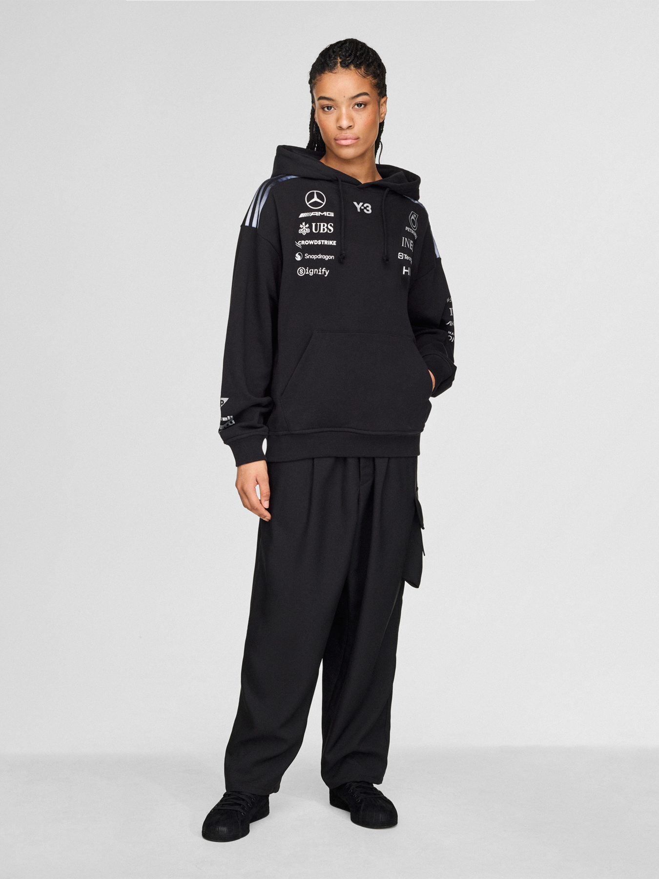 Худи и свитшоты Adidas модель KR2392 Фото