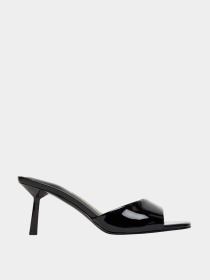 Шлёпанцы GUESS модель FLPCAI-PAF03-BLACK Фото