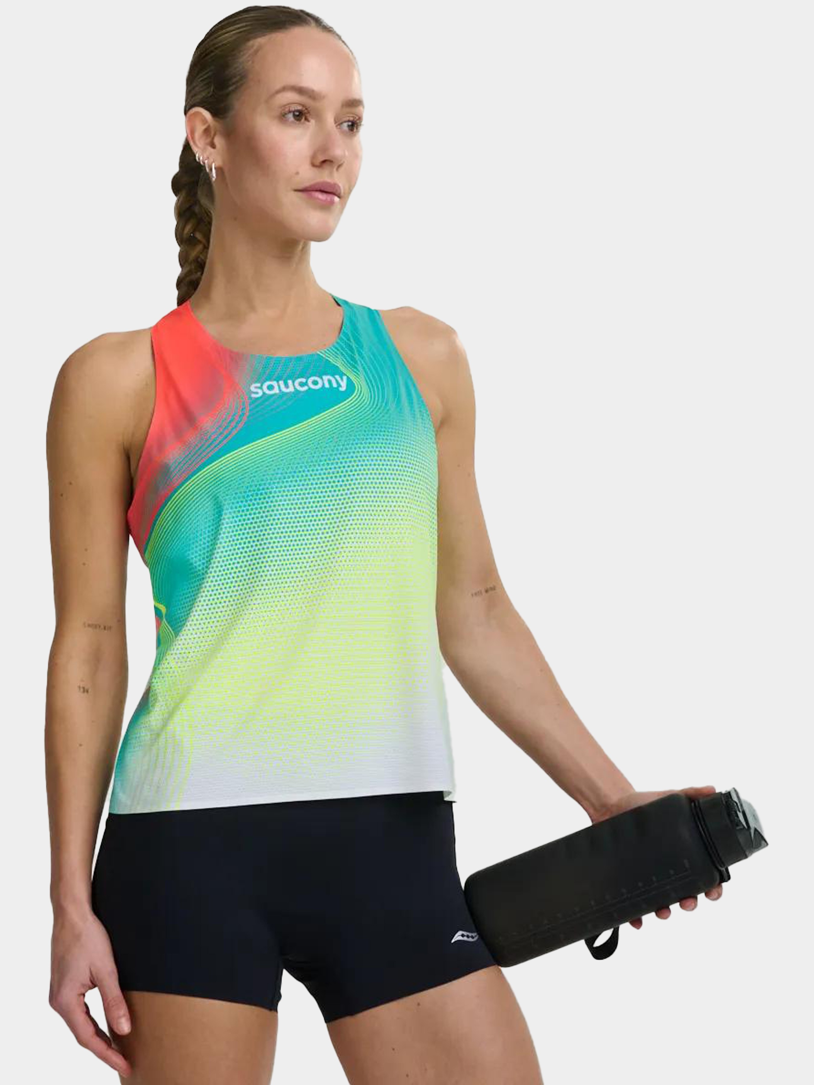 Жіноча Спортивна майка Saucony  (areurl-13978) колір мультиколор, матеріал поліестер Saucony - купити в Україні
