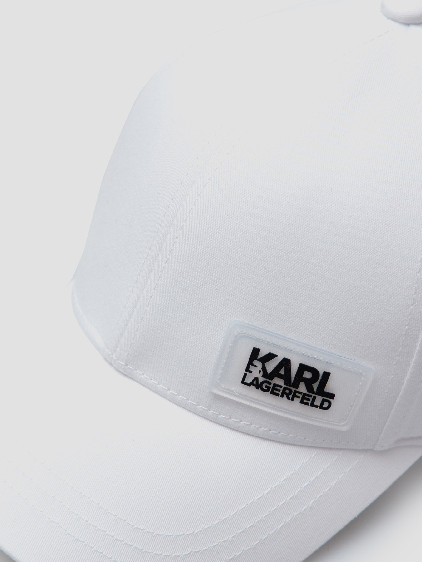 Шапки и кепки Karl Lagerfeld модель 542123.805625;10 Фото