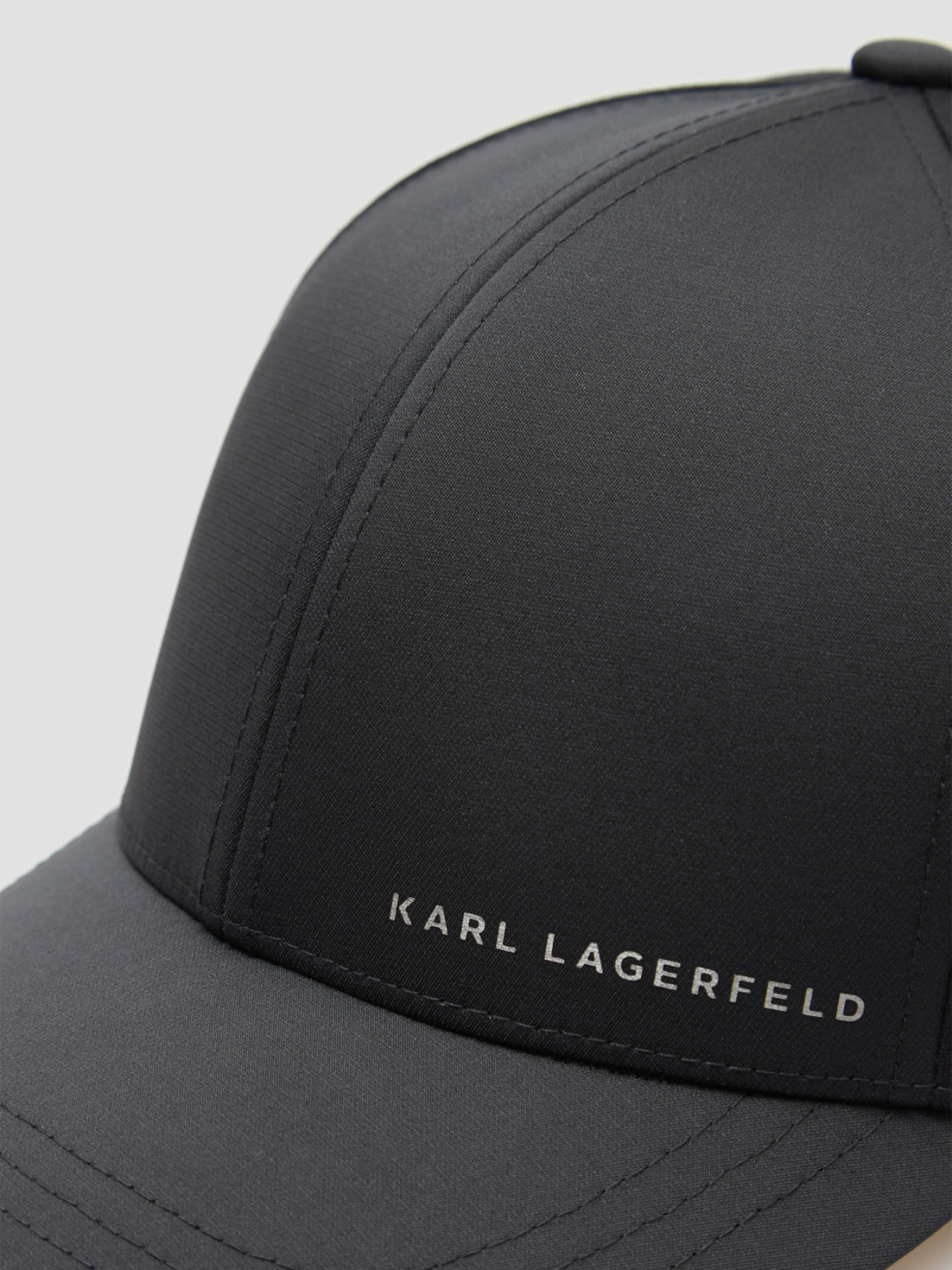 Шапки и кепки Karl Lagerfeld модель 562124.805616;990 Фото