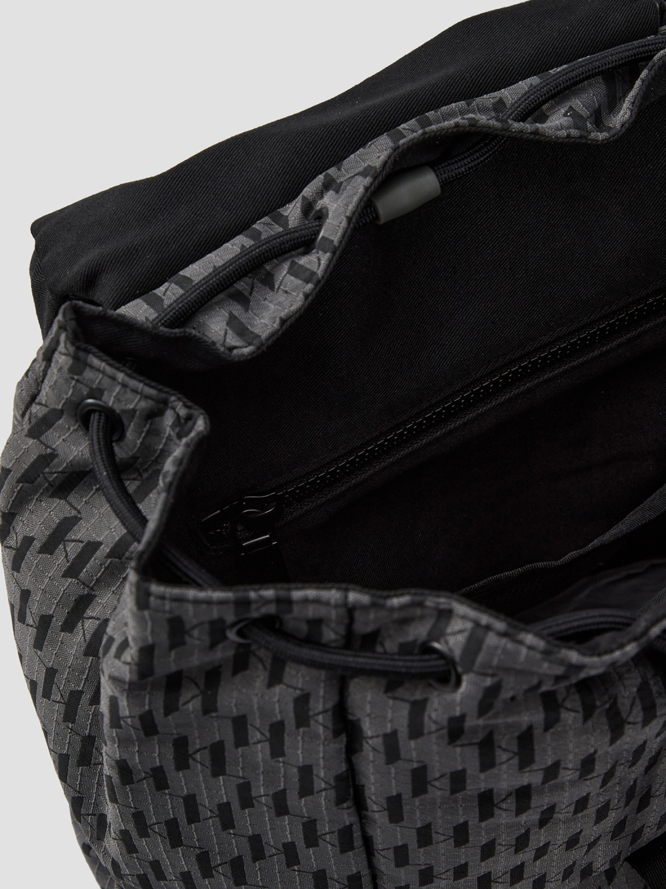 Рюкзаки Karl Lagerfeld модель A1M30411;996 Фото