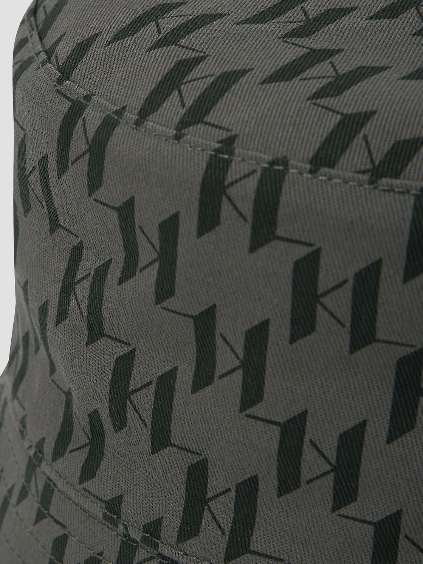 Шапки и кепки Karl Lagerfeld модель A2M33040;996 Фото