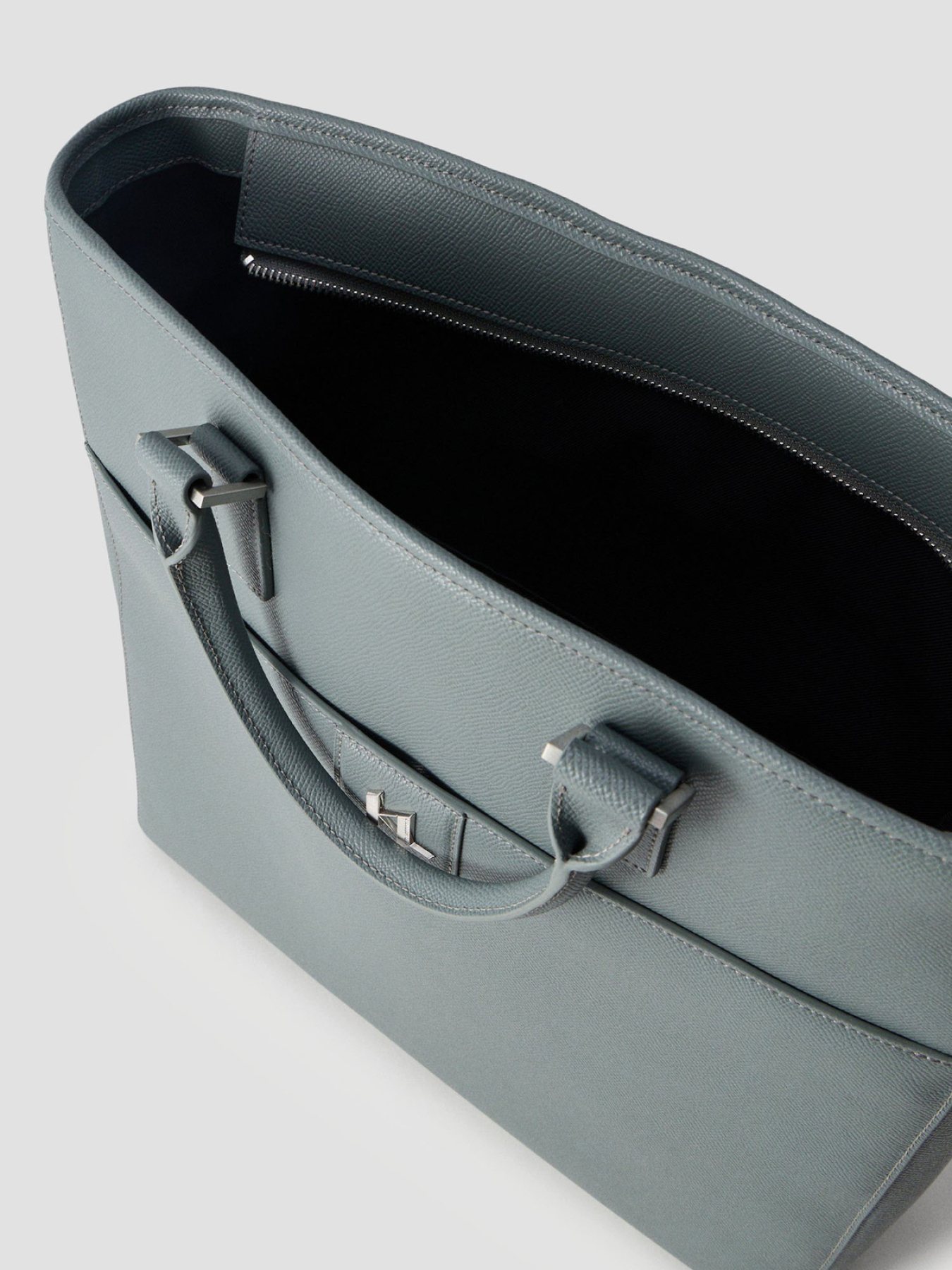 Сумки Karl Lagerfeld модель B1M30208;2FJ Сумки Karl Lagerfeld модель B1M30208;2FJ Фото