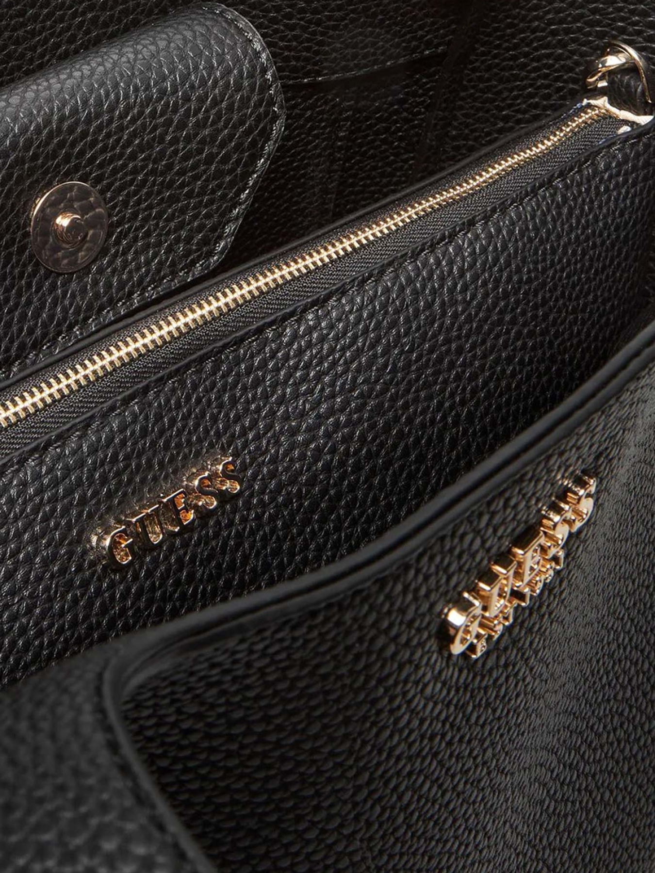 Сумки GUESS модель HWBG73.34220;BLA Фото