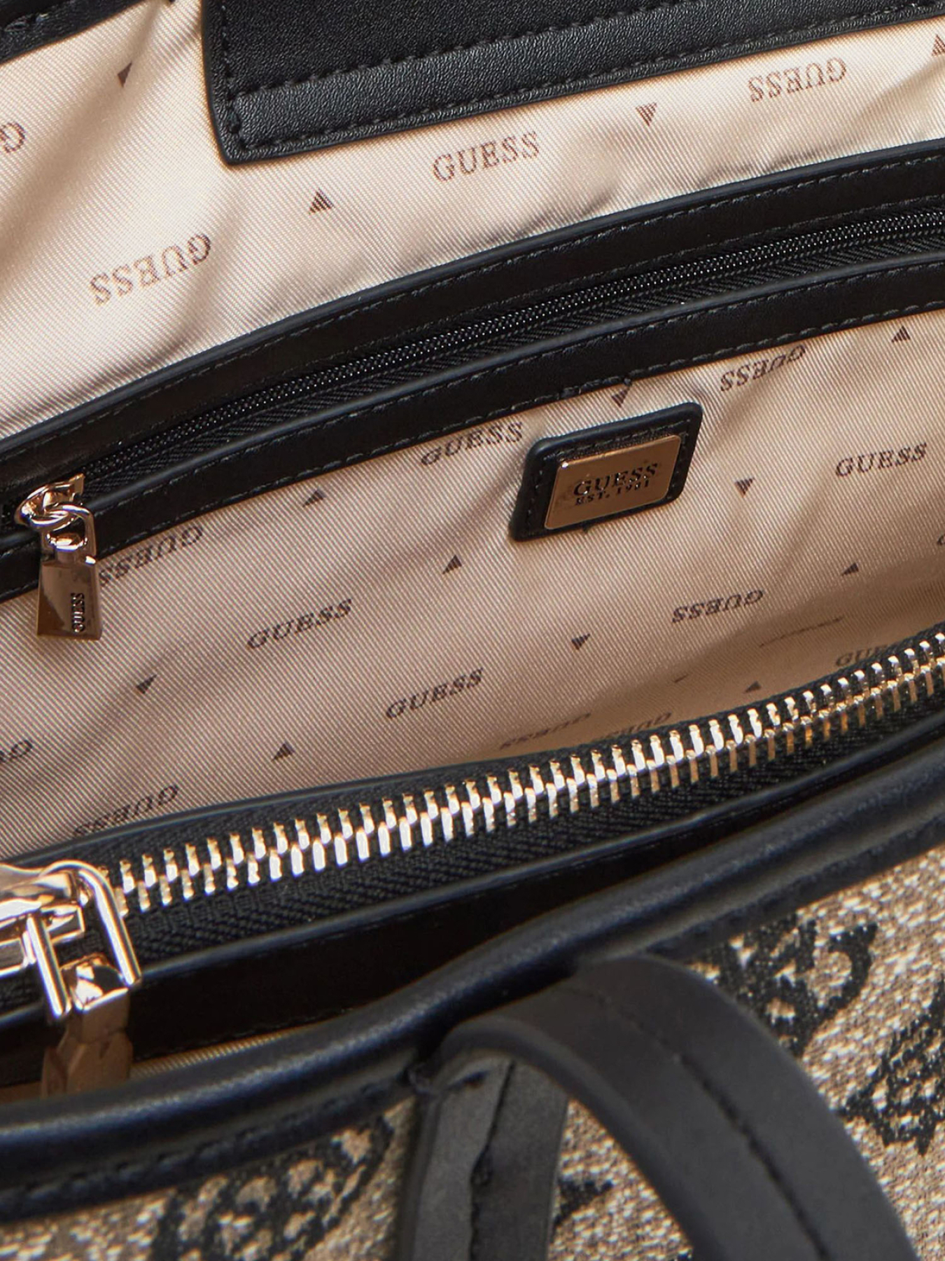 Сумки GUESS модель HWJG96.27230;BLO Фото