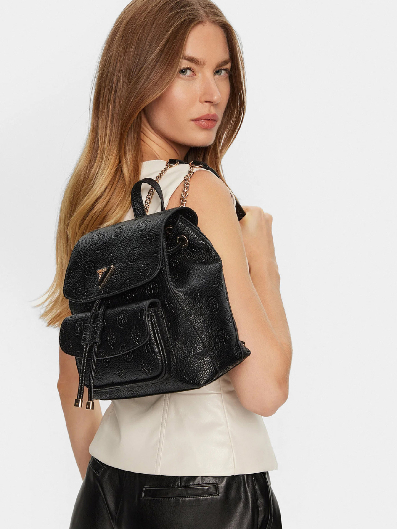 Рюкзаки GUESS модель HWPG93.49310;BLA Фото