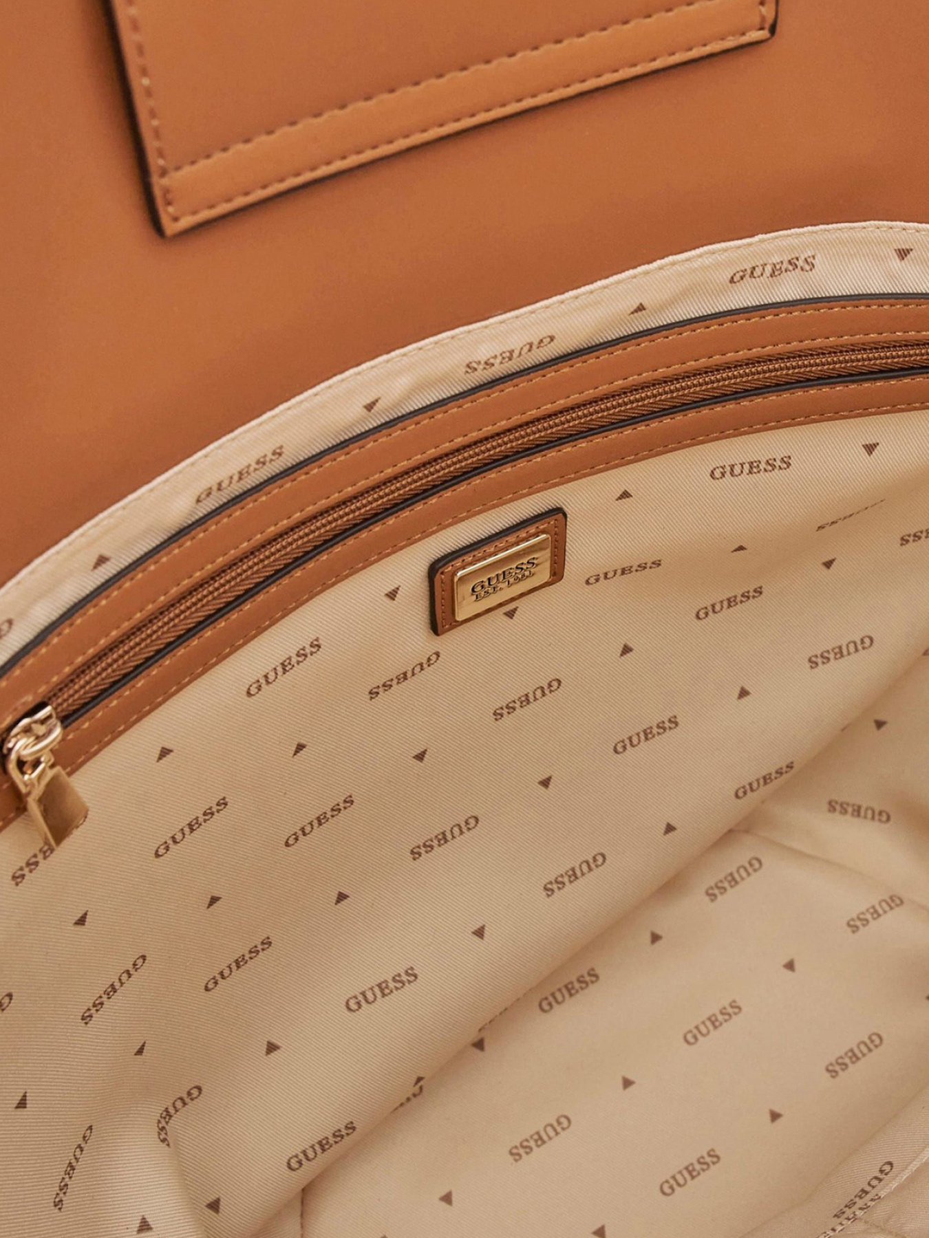 Сумки GUESS модель HWWG96.34230;NRC Фото