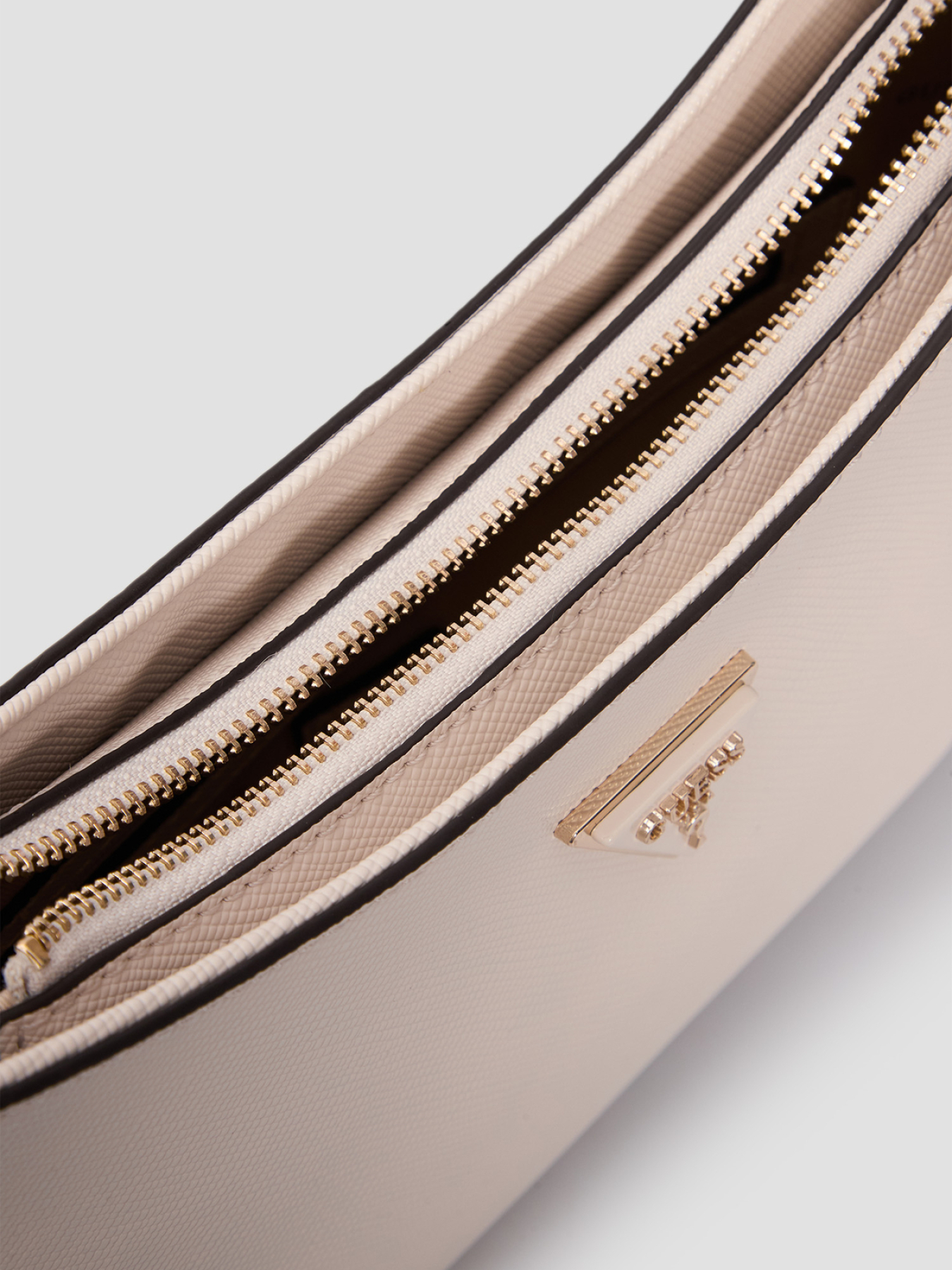 Сумки GUESS модель HWZG78.79180;BON Фото