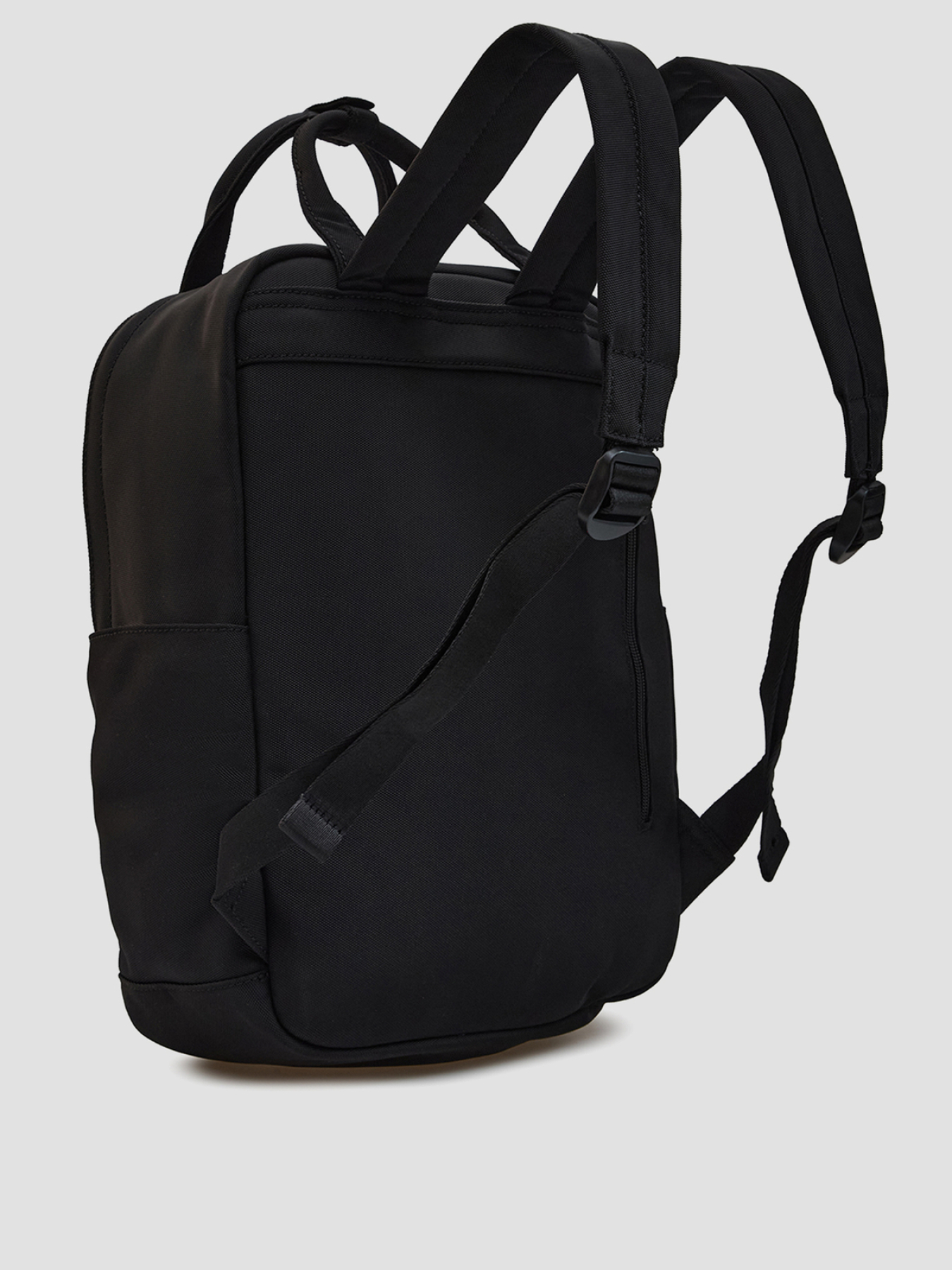 Рюкзаки Guess Jeans модель M6RZ19.WP632;JBLK Фото