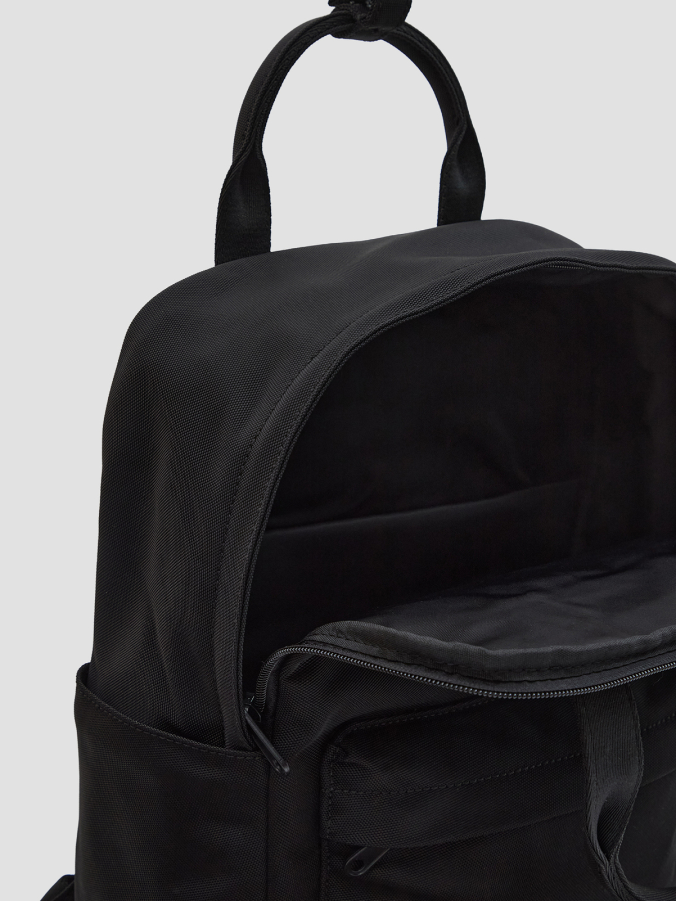 Рюкзаки Guess Jeans модель M6RZ19.WP632;JBLK Фото