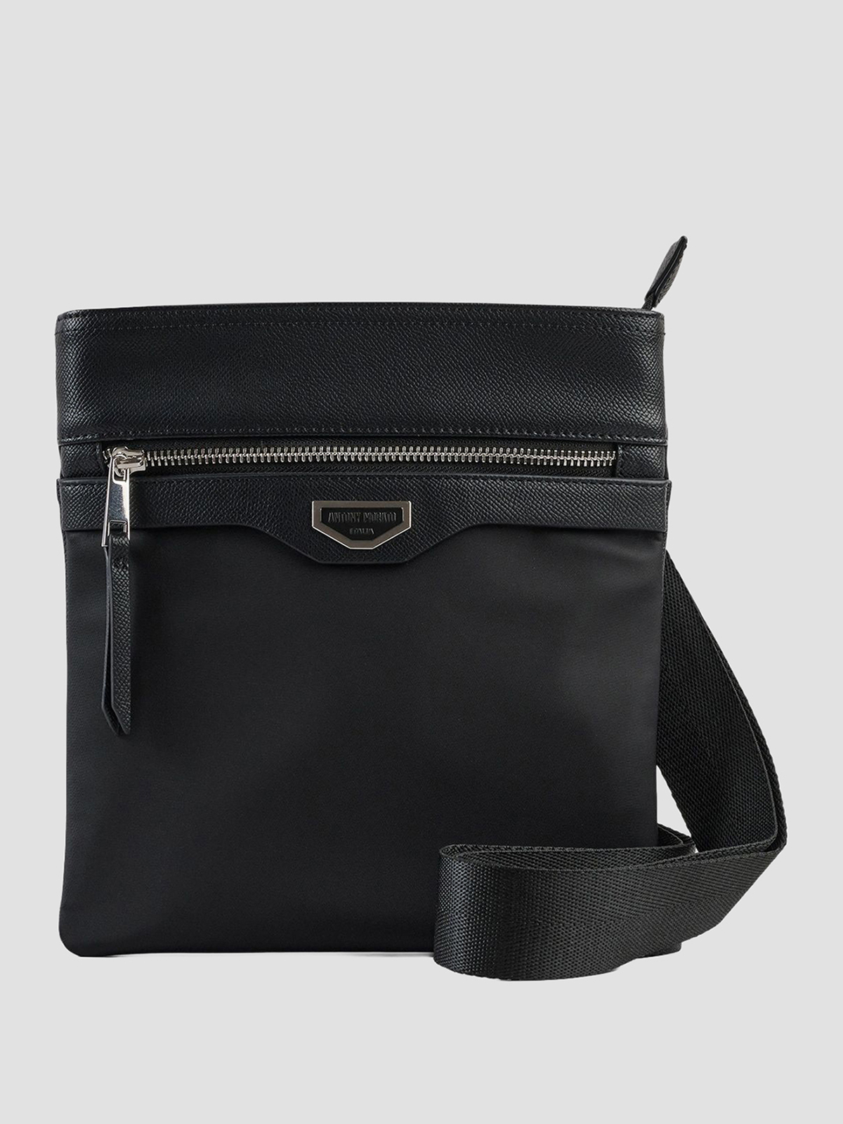 Antony Morato Крос-боді (MMAB00486.FA600313-9000) Чоловіче колір - Чорний матеріал - Поліамід Antony Morato - купити в Україні