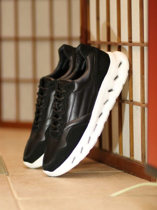 Кроссовки Legessy модель RICO_BLACK_AND_WHITE_B1 Фото