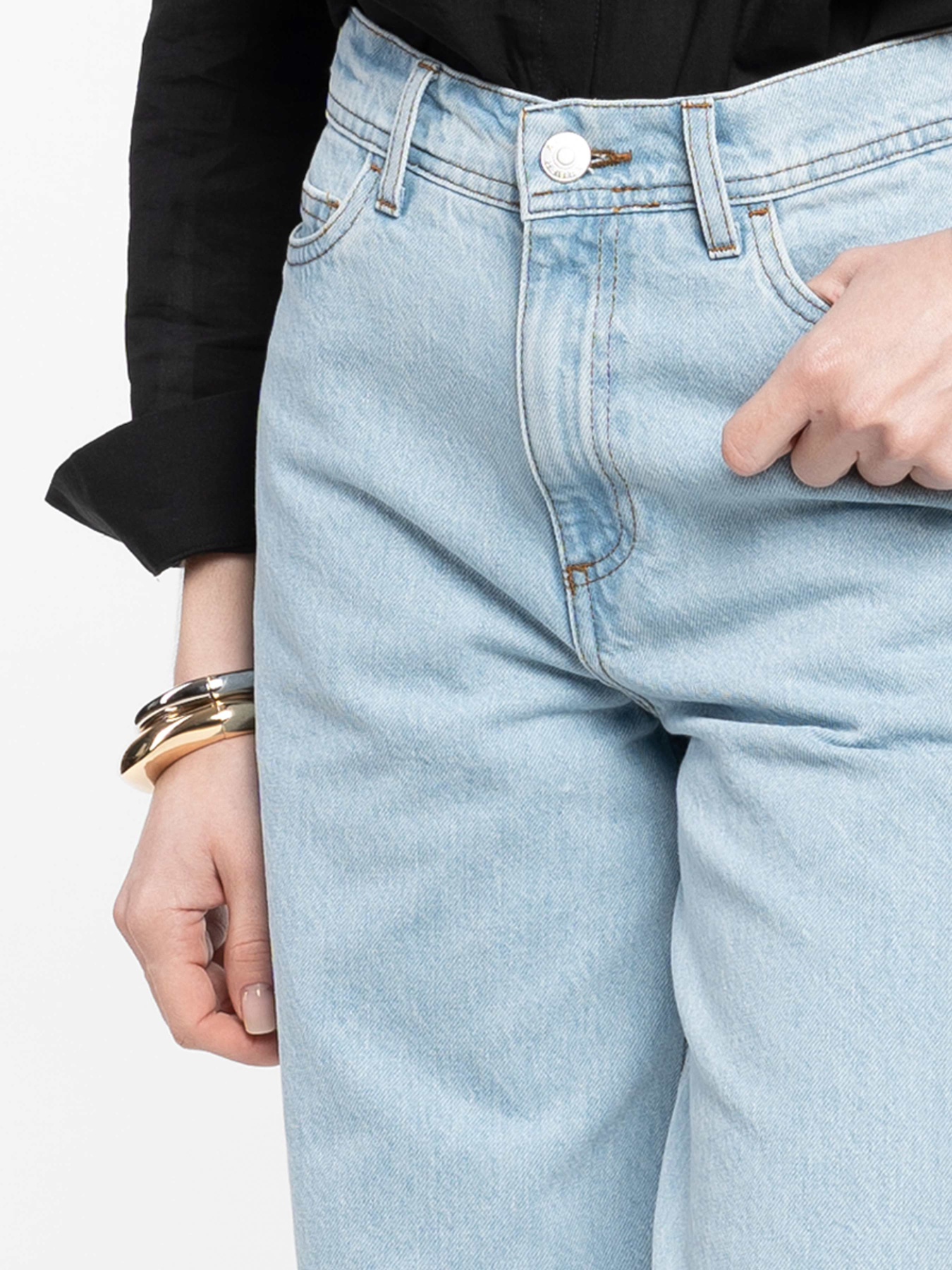 Джинсы Arber Новинки модель W16.08.23.610 Фото