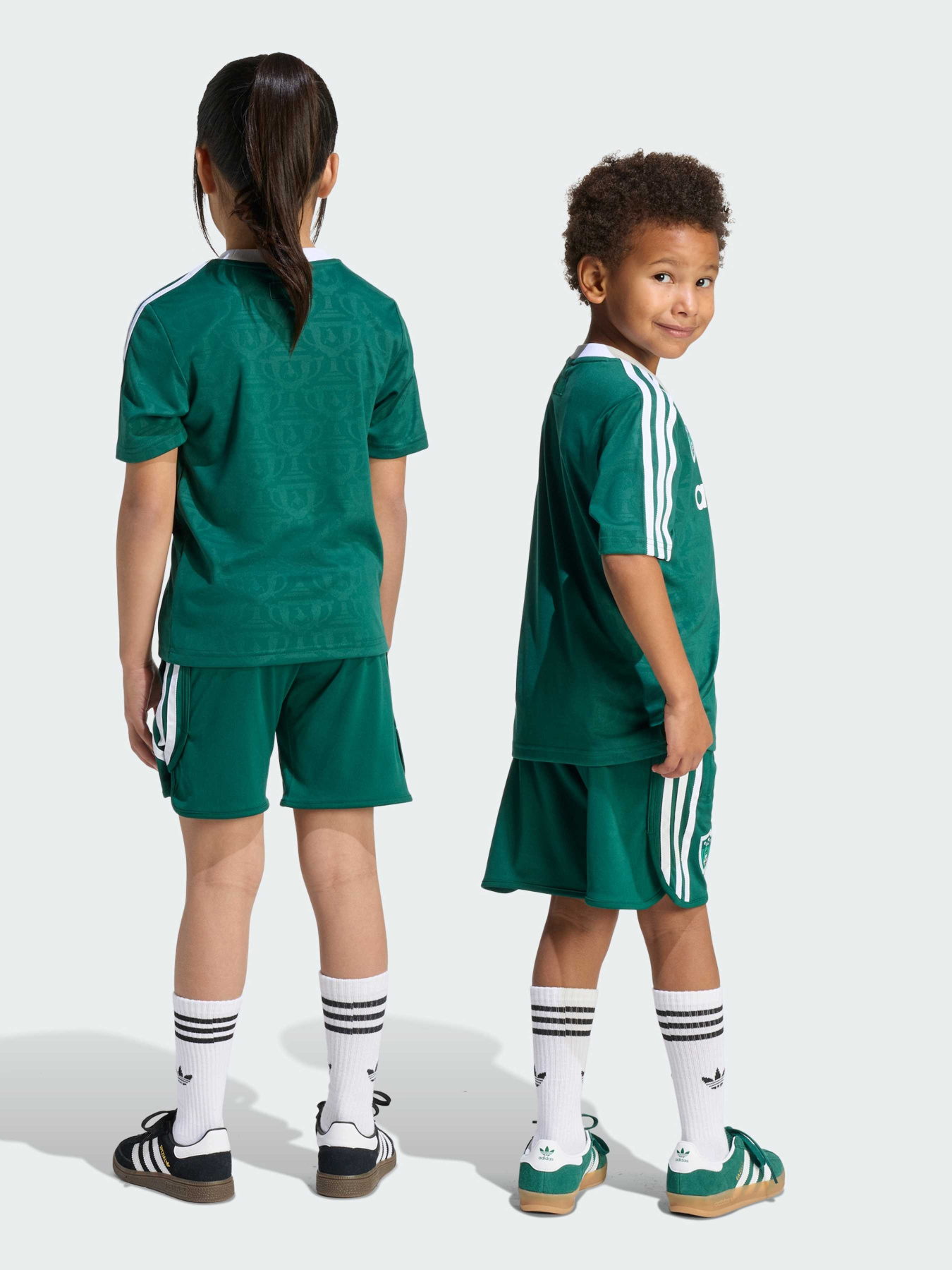 Костюмы Adidas x Disney модель KC8432 Фото