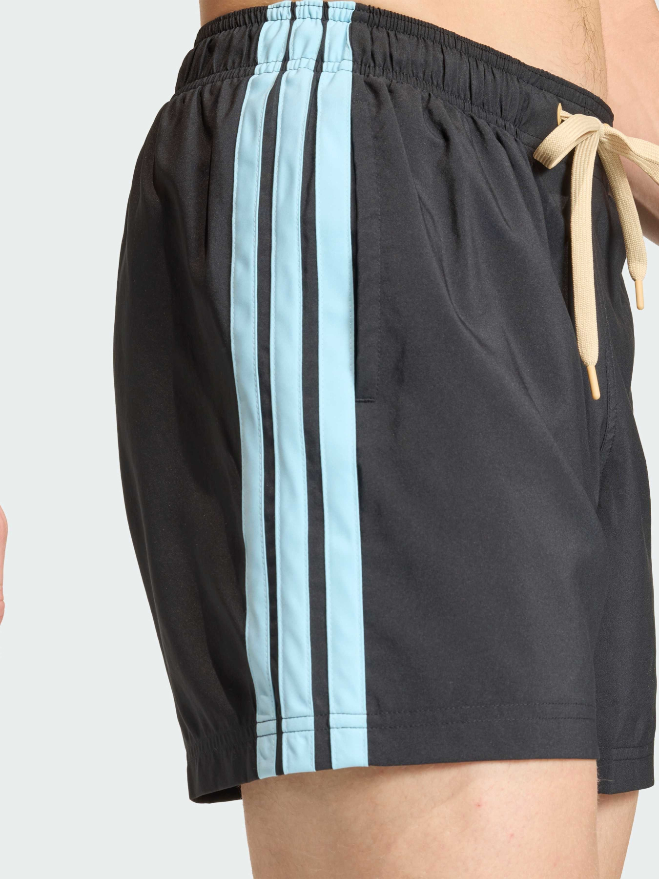 Одежда для пляжа Adidas 3 Stripes модель KD3472 Фото