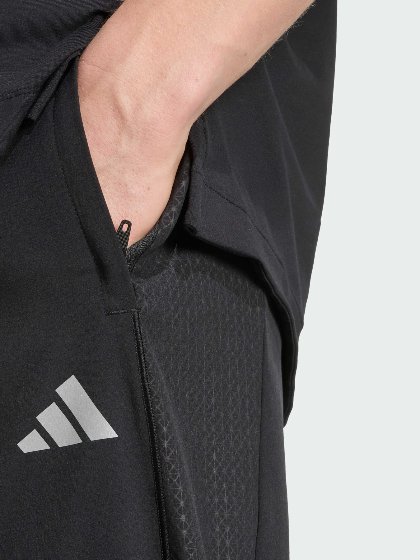 Брюки Adidas модель JM8135 Фото