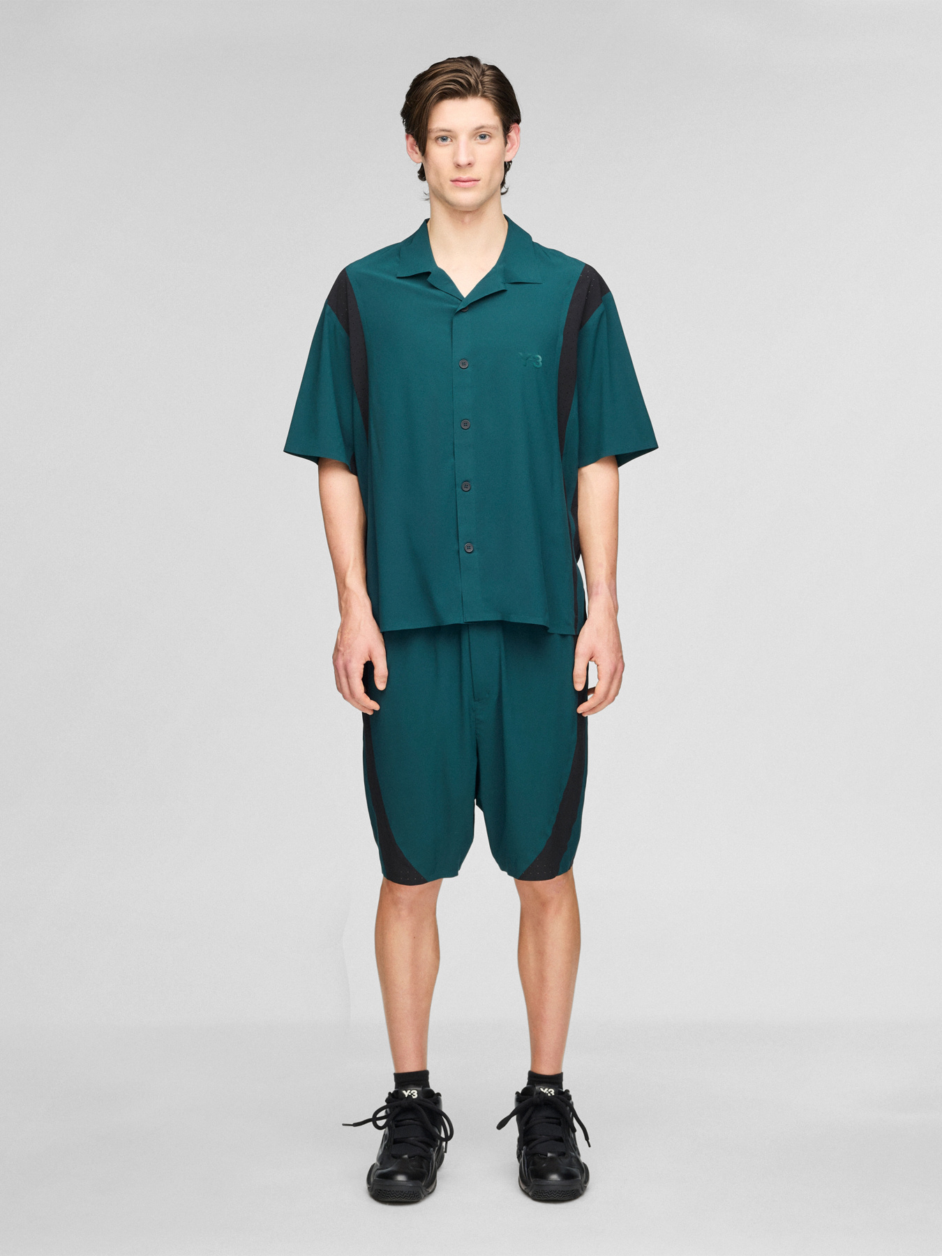 Шорты Adidas модель KS2646 Фото