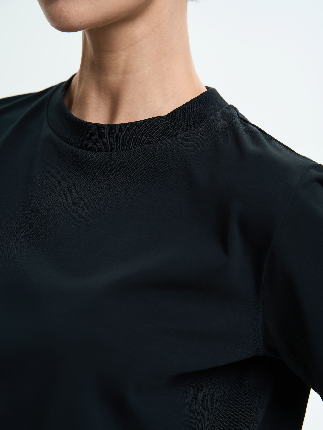 Футболки і поло Роза модель 240604_black Фото