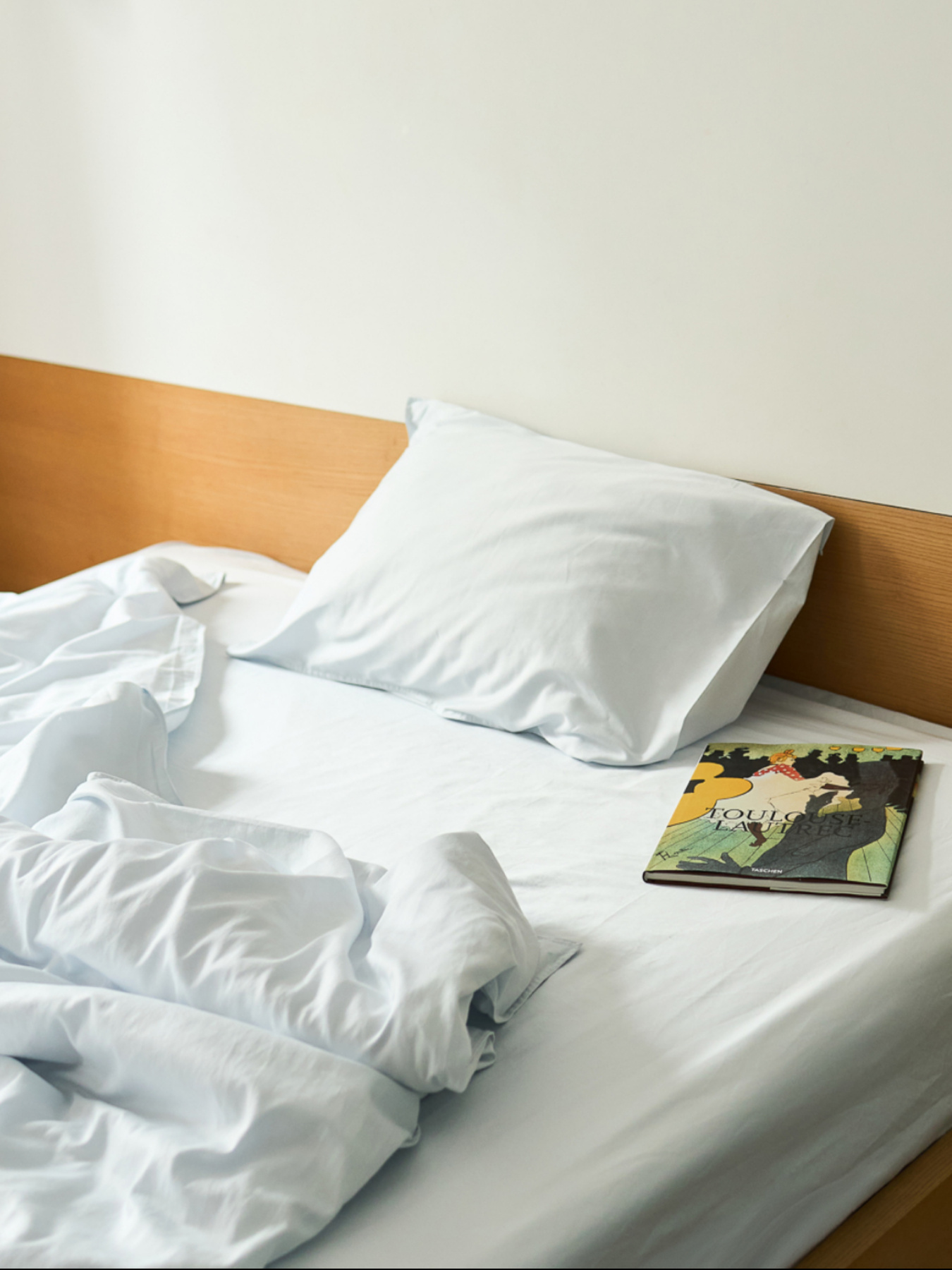 Простынь на резинке "Лед под солнцем" из вареного сатина светло-голубая MBM HOME модель BL-FS-56/57/58 ARCTIC WATER Фото