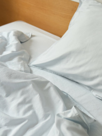 Простынь на резинке "Лед под солнцем" из вареного сатина светло-голубая MBM HOME модель BL-FS-56/57/58 ARCTIC WATER Фото