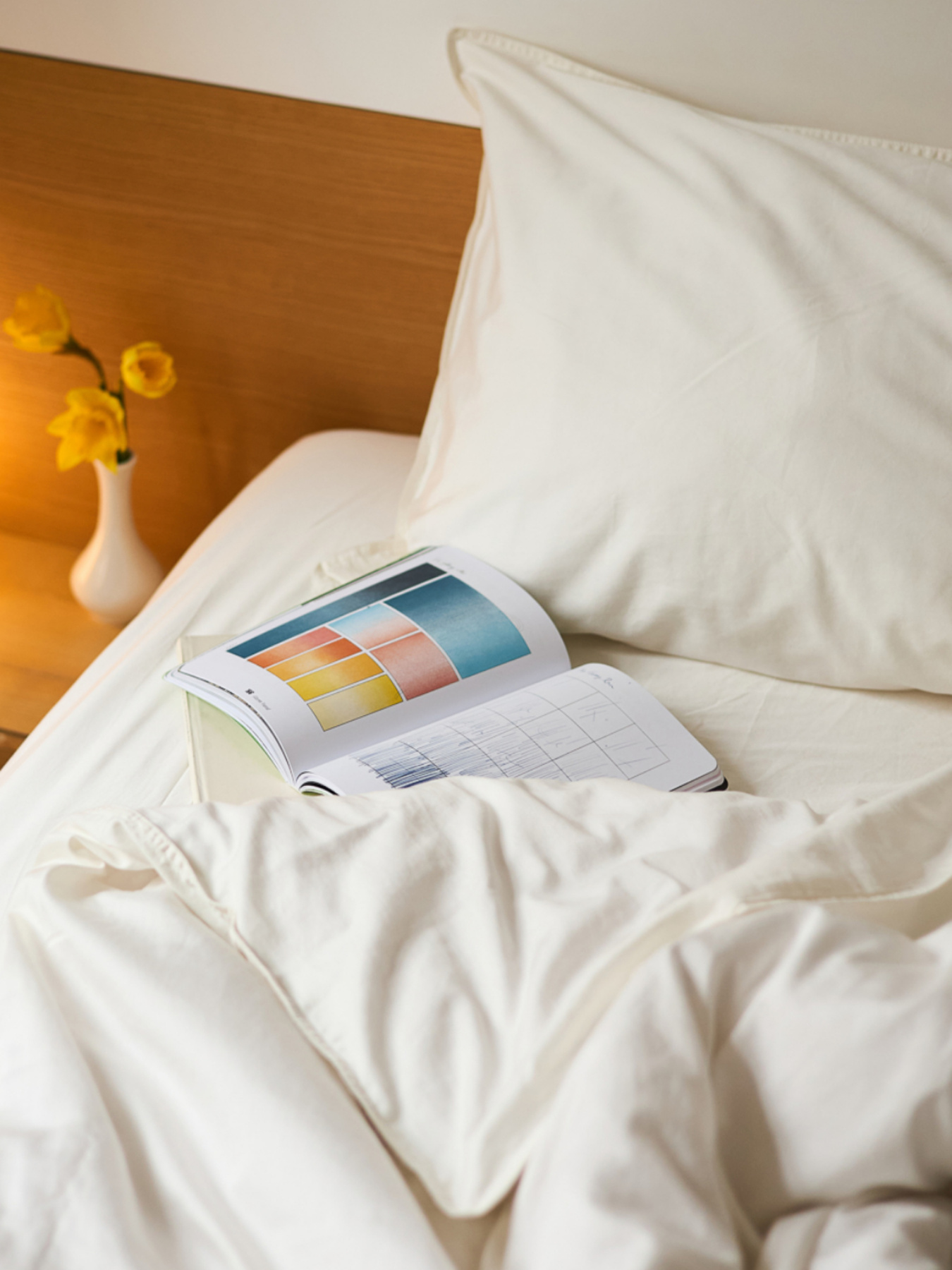 Простынь на резинке "Лед под солнцем" из вареного сатина белая MBM HOME модель BL-FS-56/57/58 ICE Фото