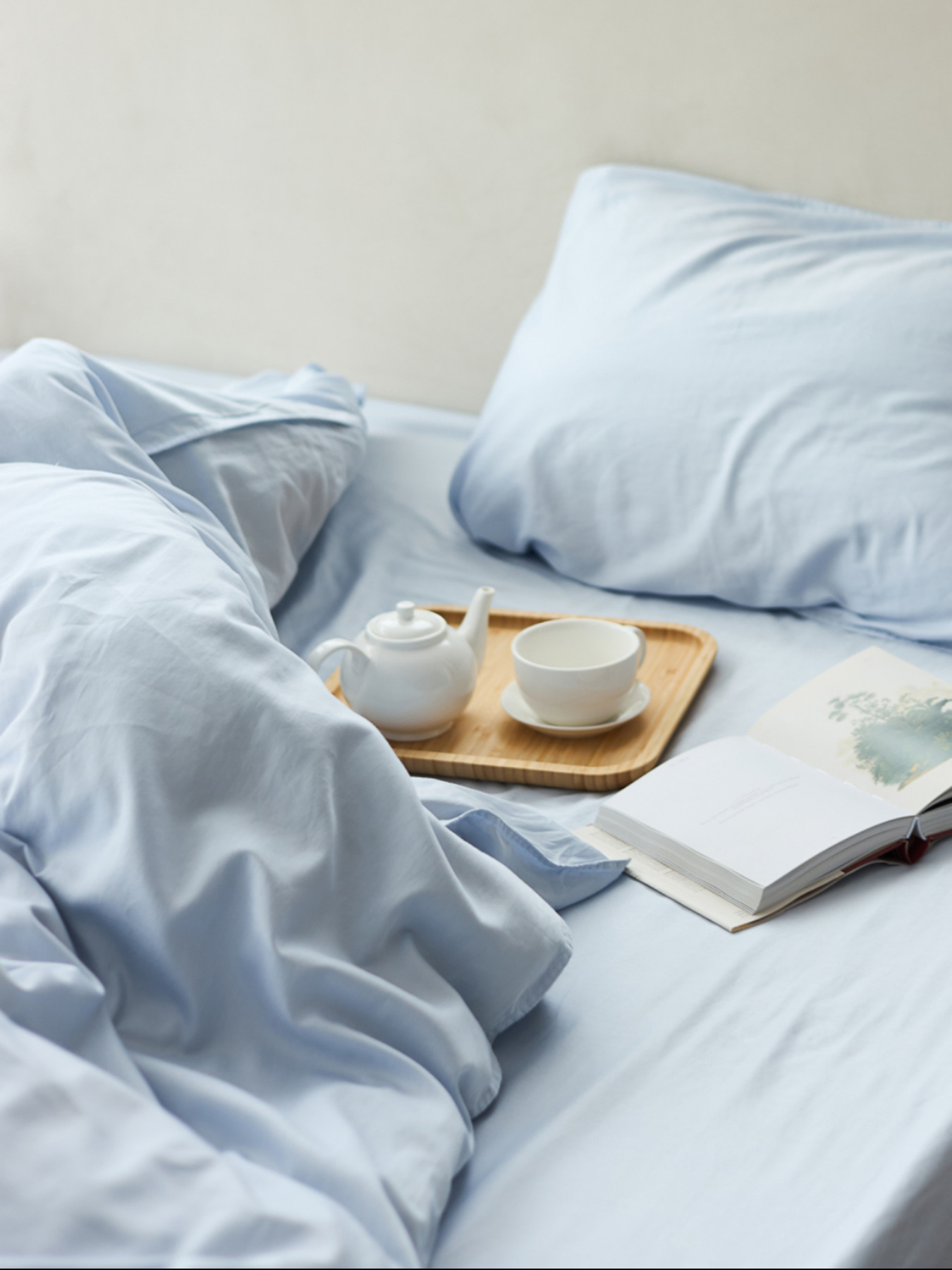 Простынь "Облака над морем" из вареного сатина голубая MBM HOME модель BL-FS-59/60 SKY BLUE Фото