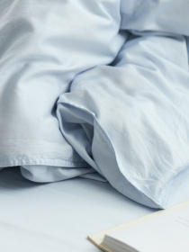 Простынь "Облака над морем" из вареного сатина голубая MBM HOME модель BL-FS-59/60 SKY BLUE Фото